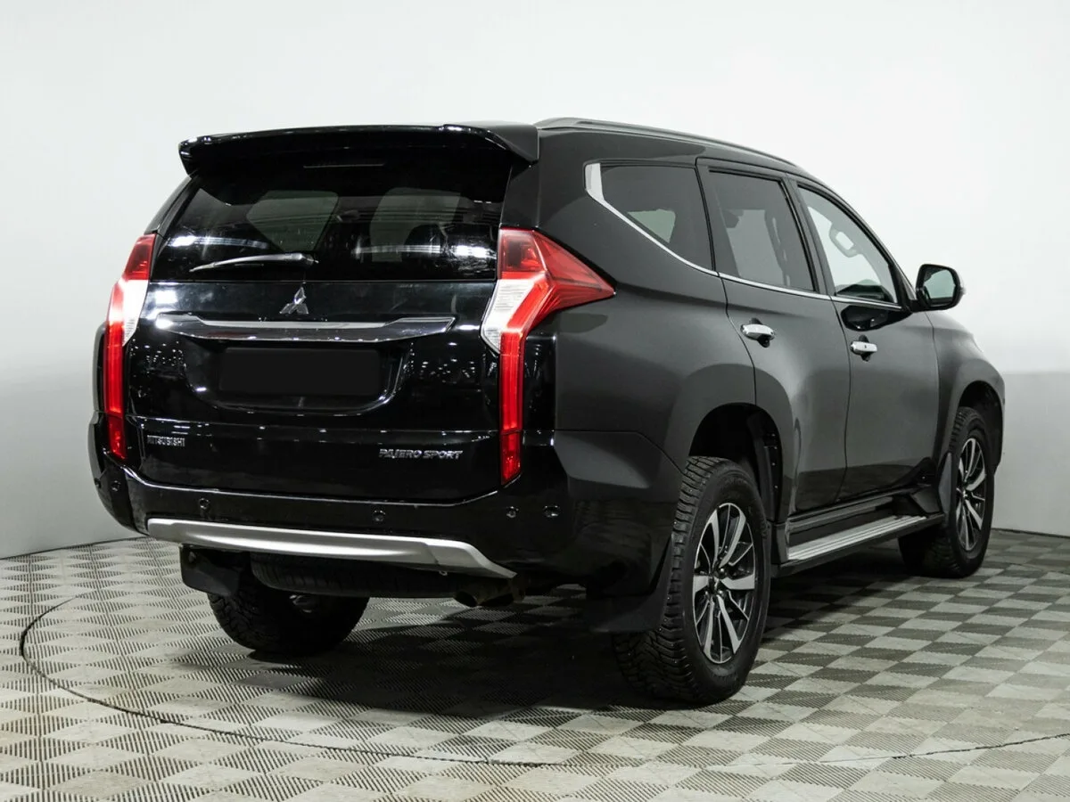 Mitsubishi Pajero Sport