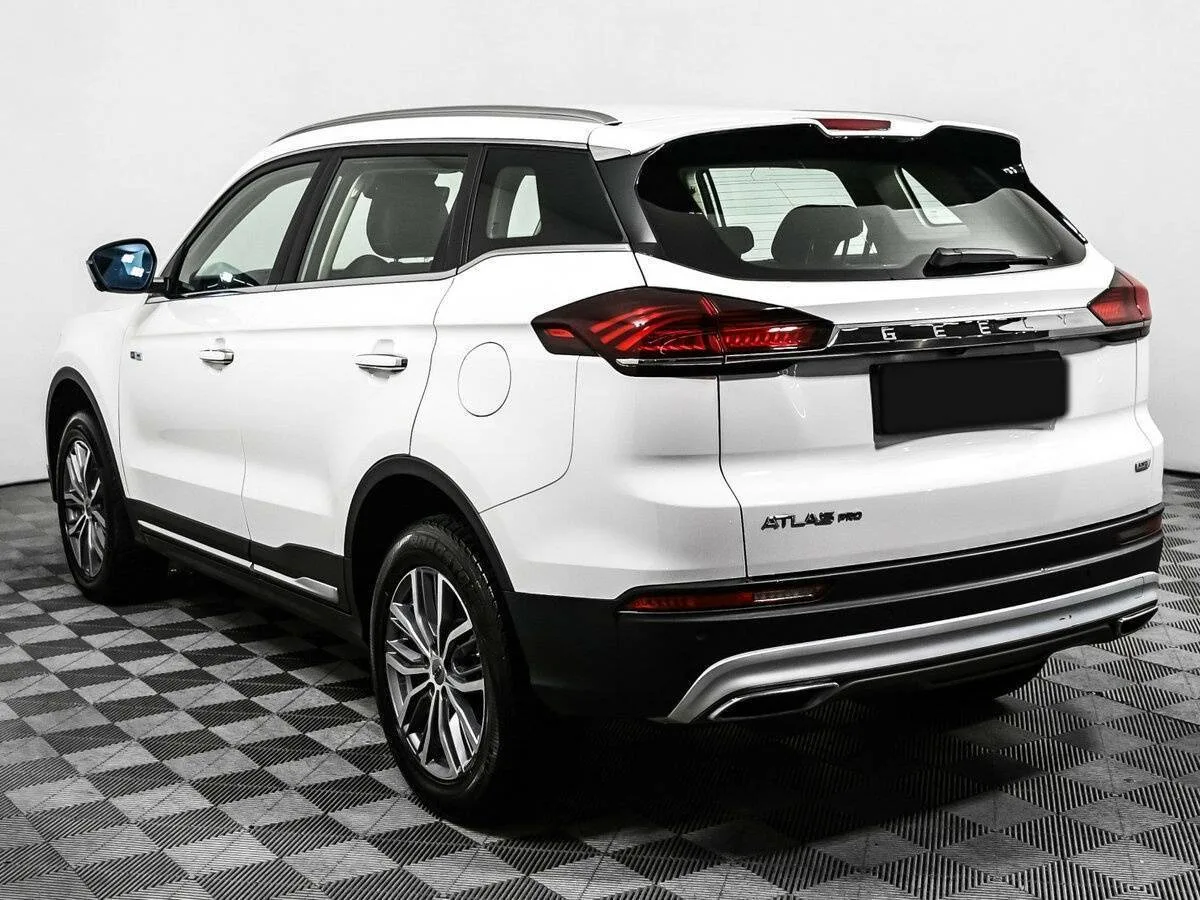 Geely Atlas Pro