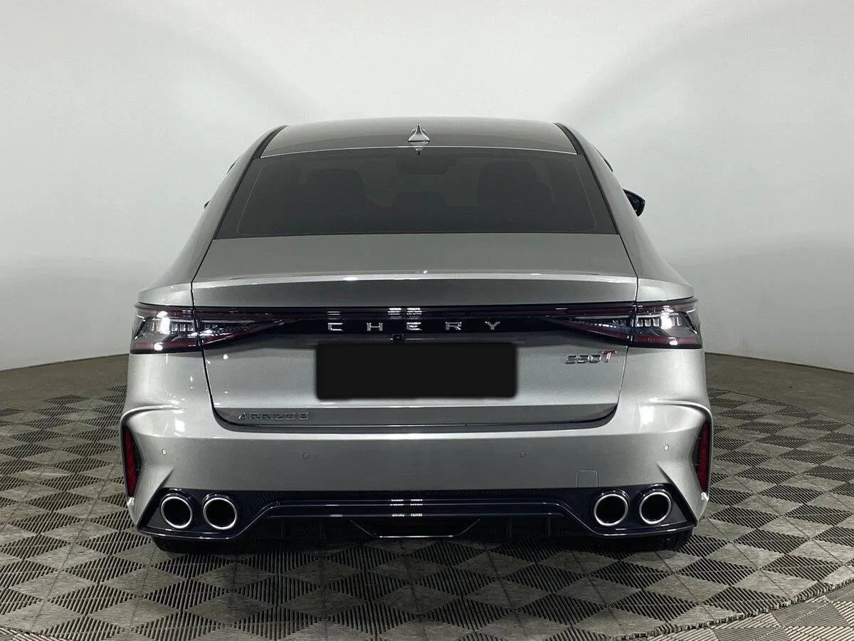 Chery Arrizo 8