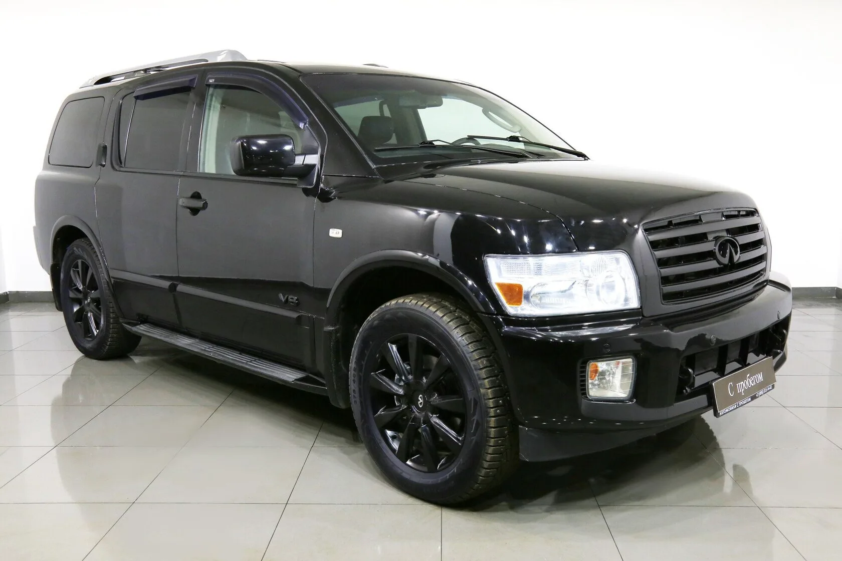 Infiniti QX56