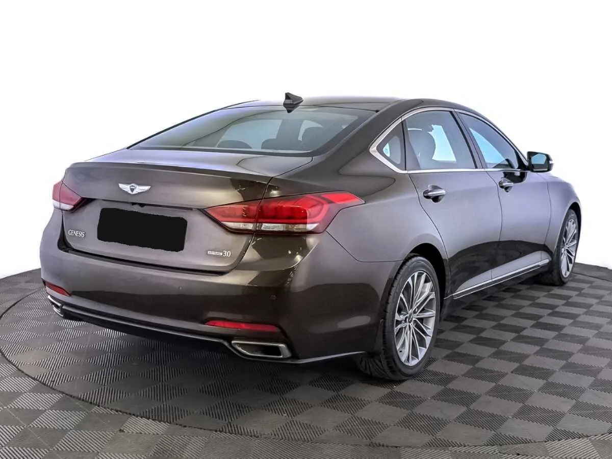 Hyundai Genesis