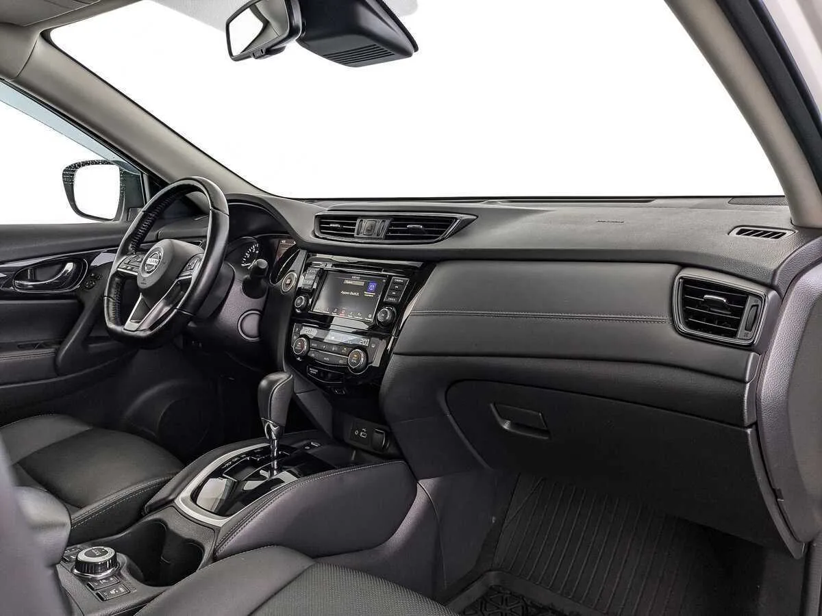 Nissan X Trail