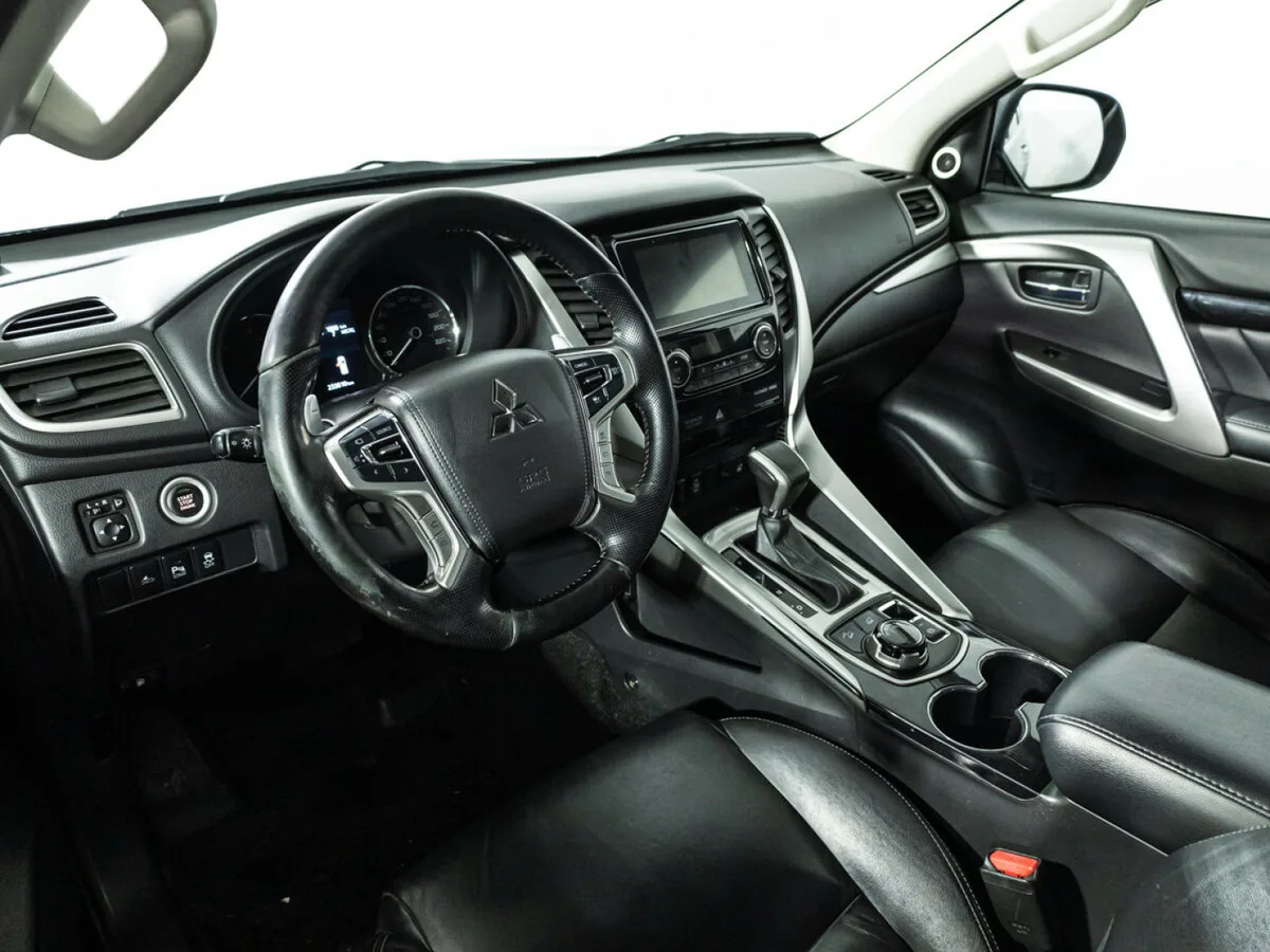 Mitsubishi Pajero Sport