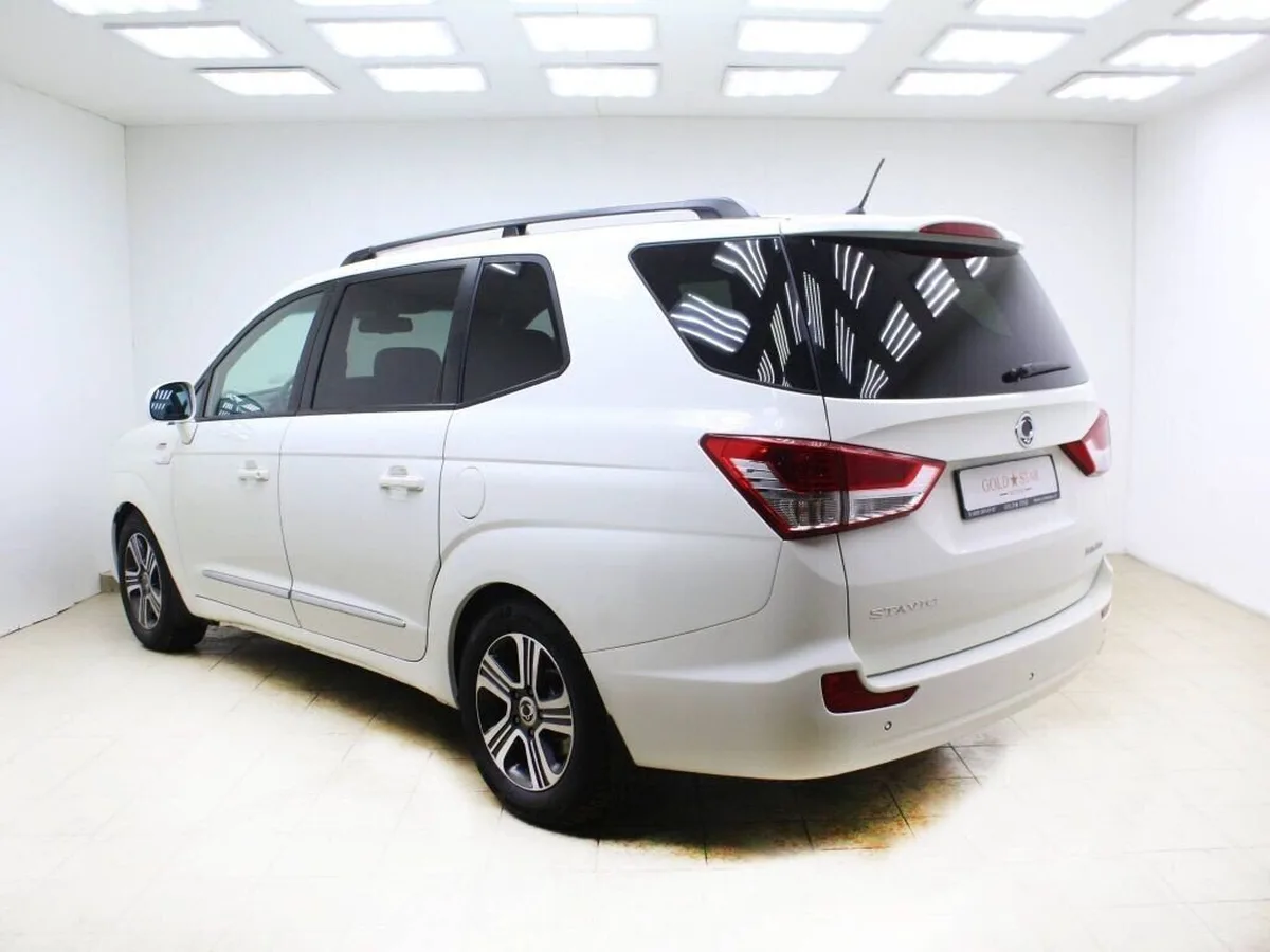 SsangYong Stavic