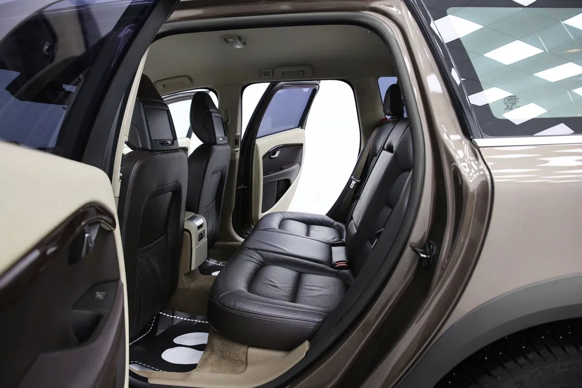 Volvo XC70