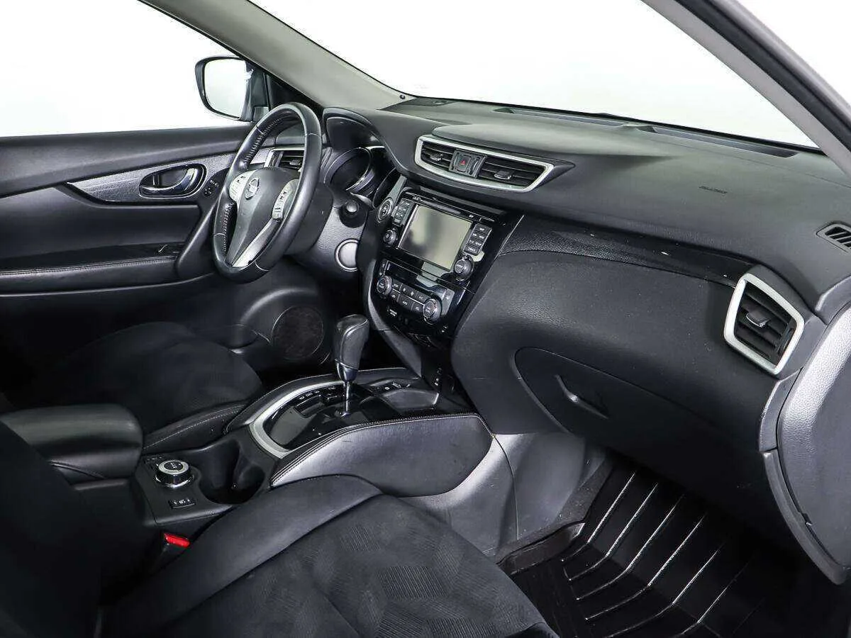Nissan X Trail