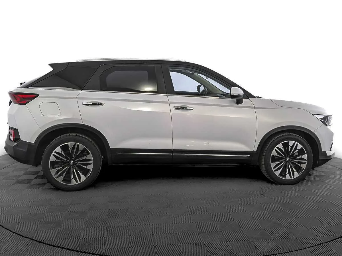 FAW Bestune T77