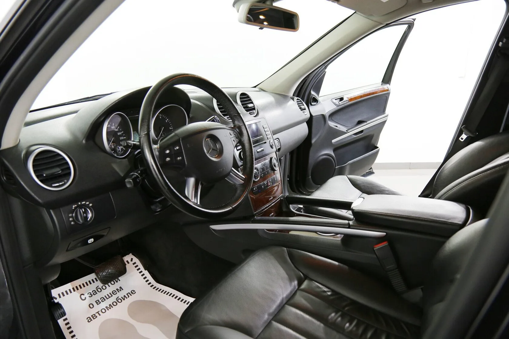 Mercedes-Benz M-Класс