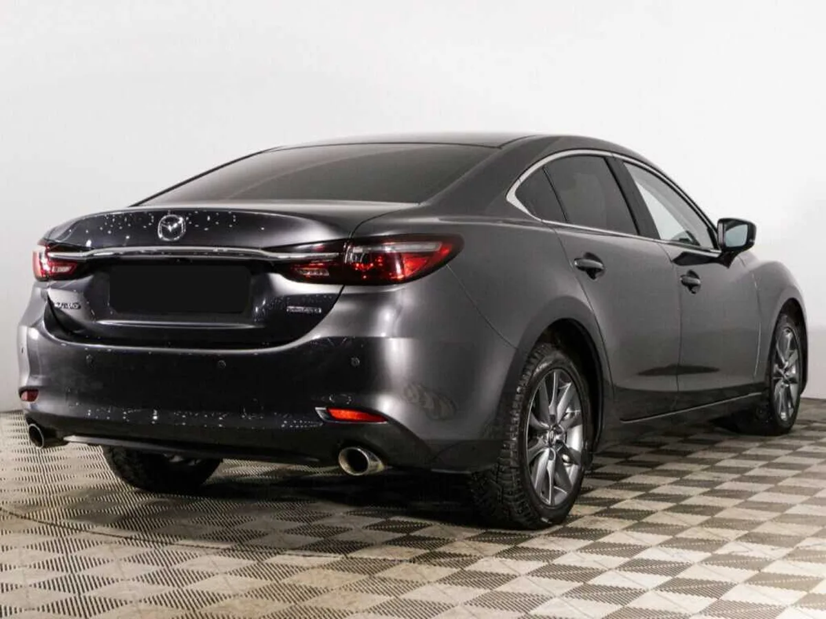 Mazda 6