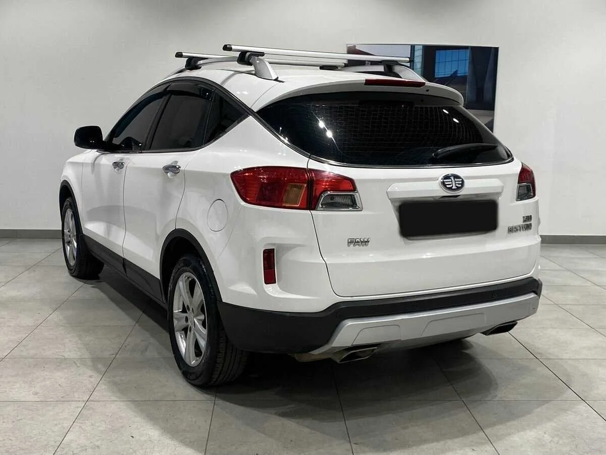 FAW Besturn X80