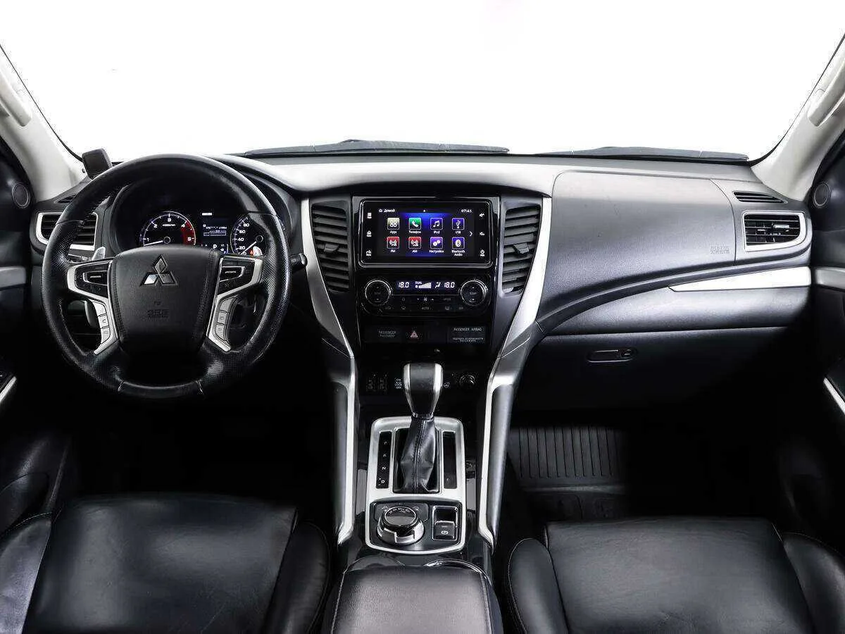 Mitsubishi Pajero Sport
