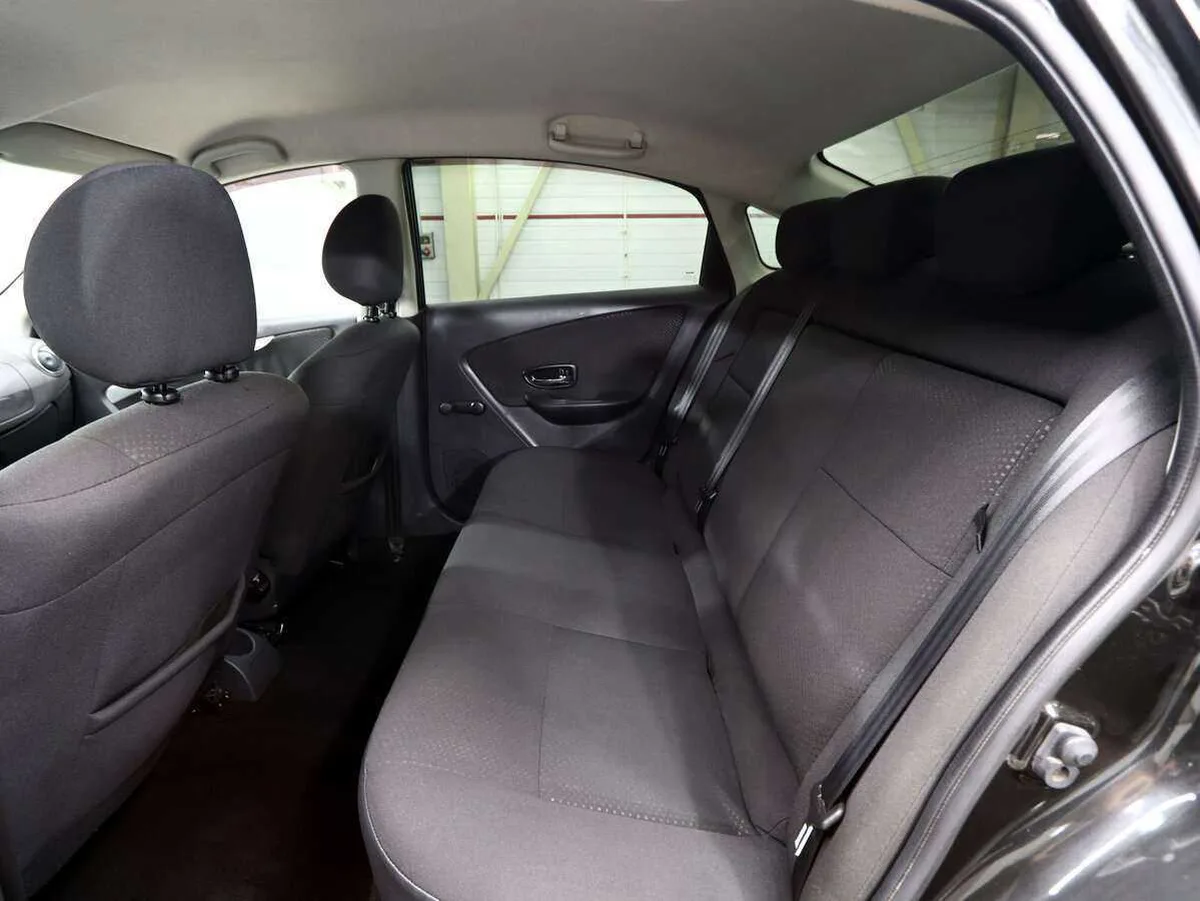 Nissan Almera