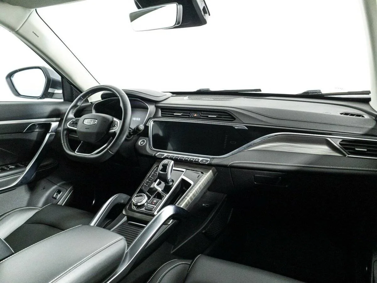 Geely Atlas Pro