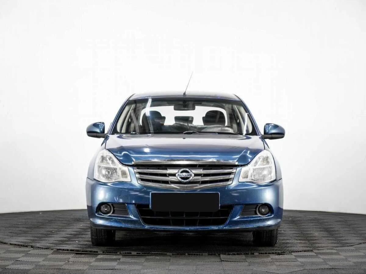 Nissan Almera