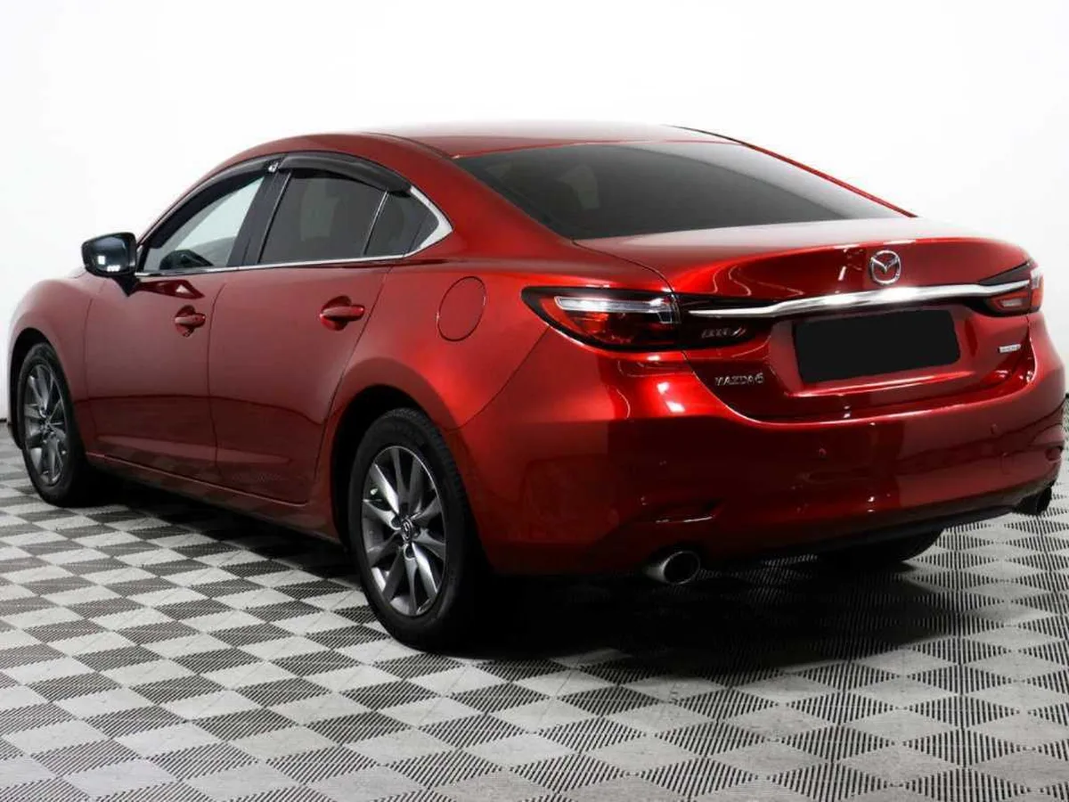 Mazda 6