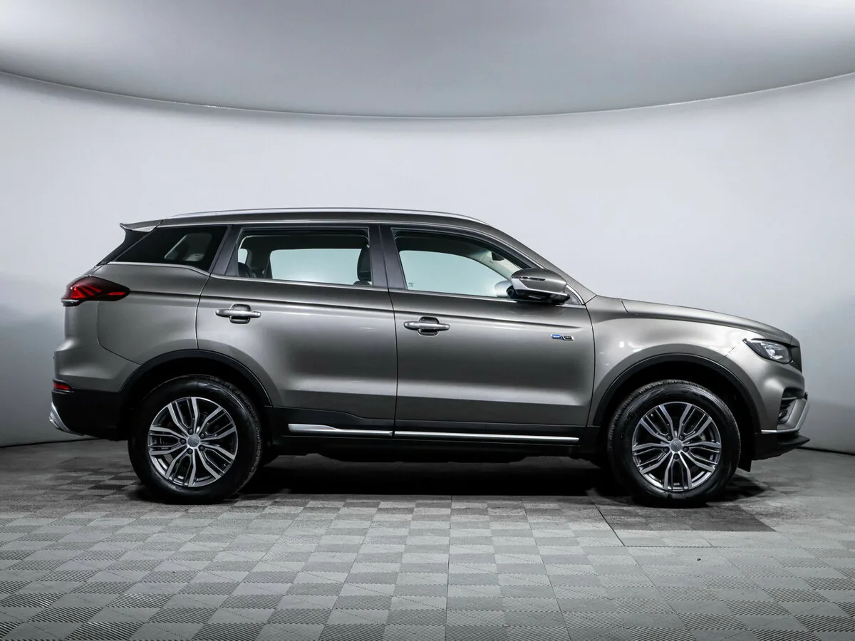 Geely Atlas Pro