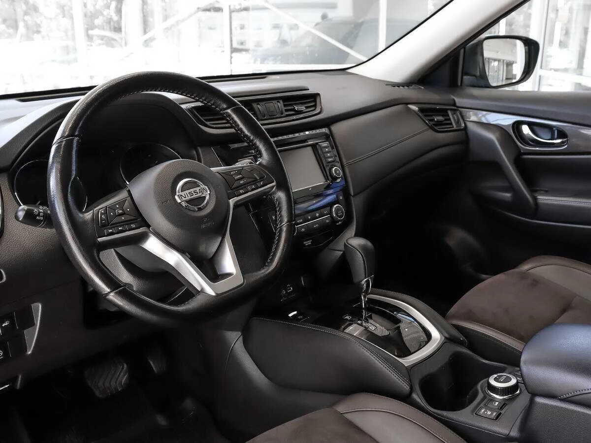 Nissan X Trail
