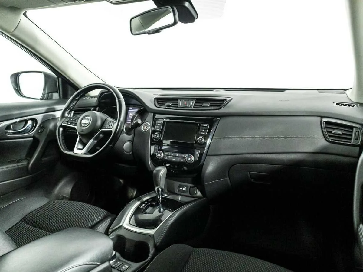 Nissan X Trail
