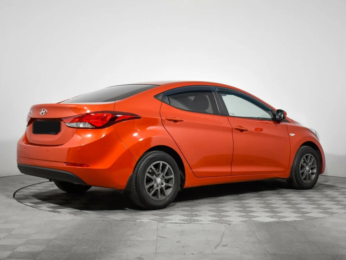 Hyundai Elantra
