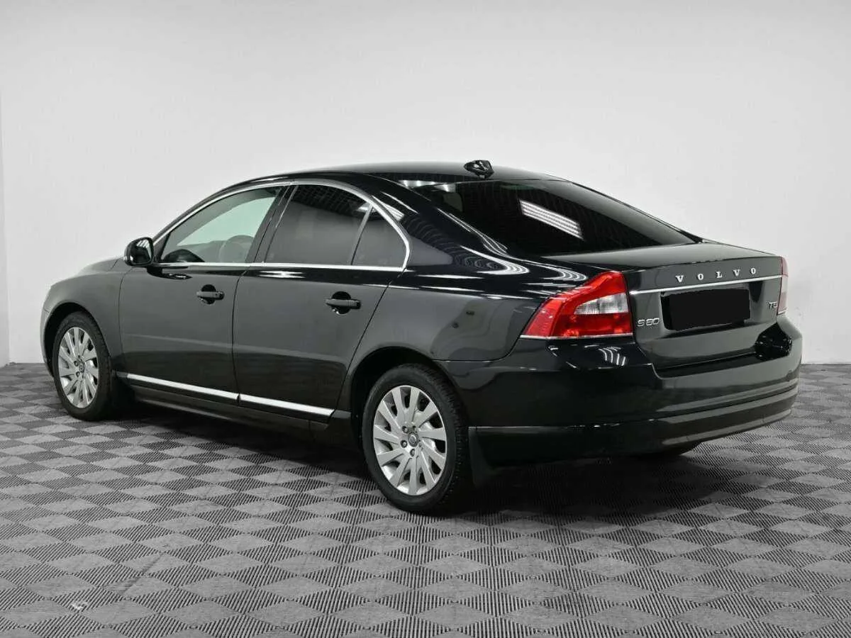 Volvo S80