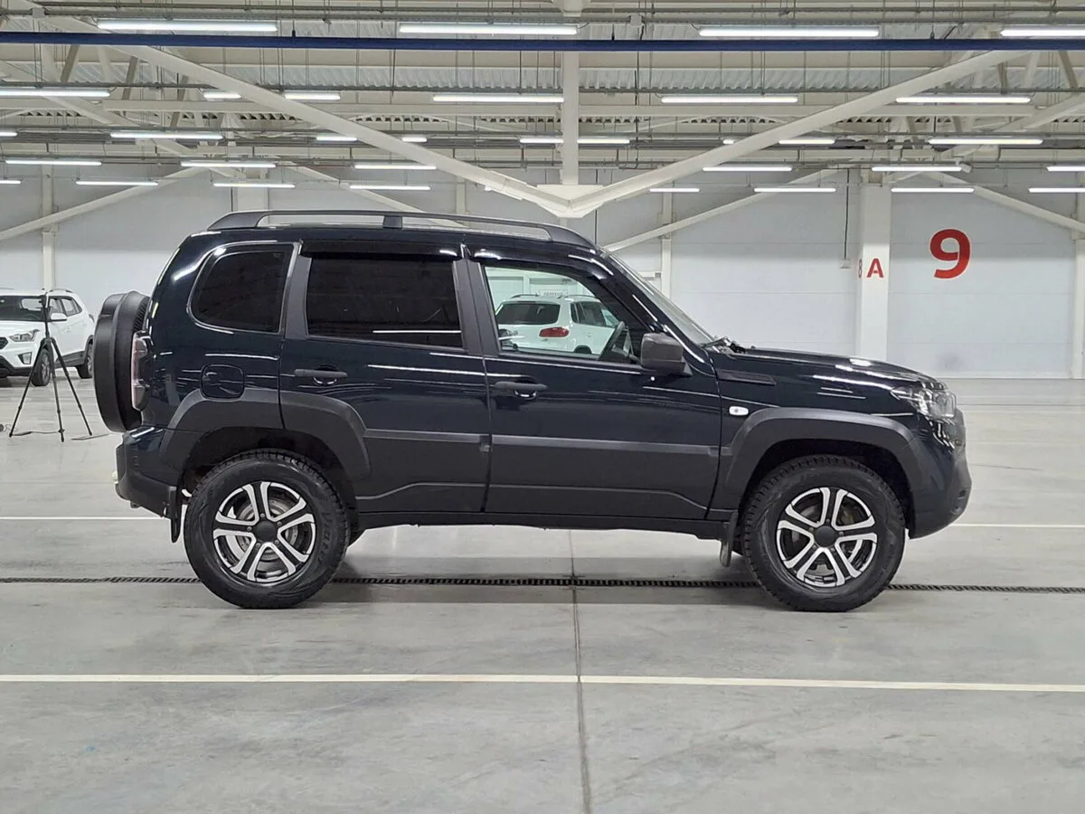 LADA (ВАЗ) Niva Travel