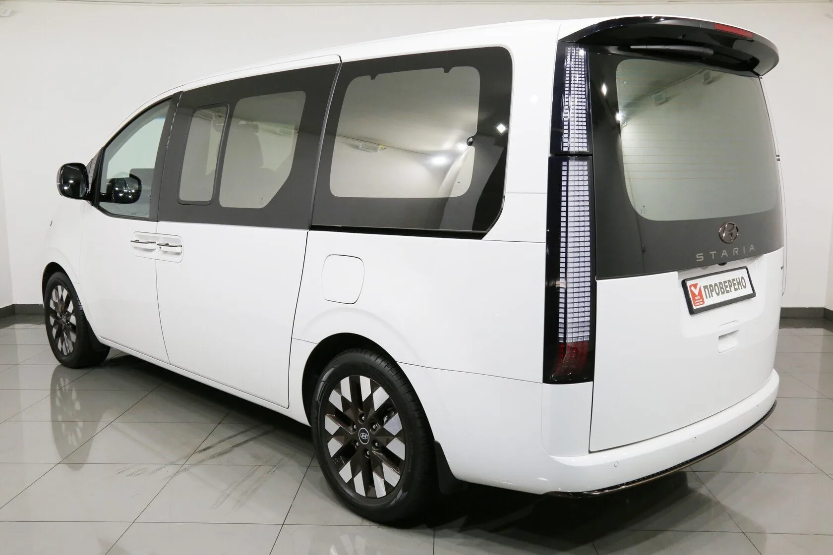 Hyundai Staria