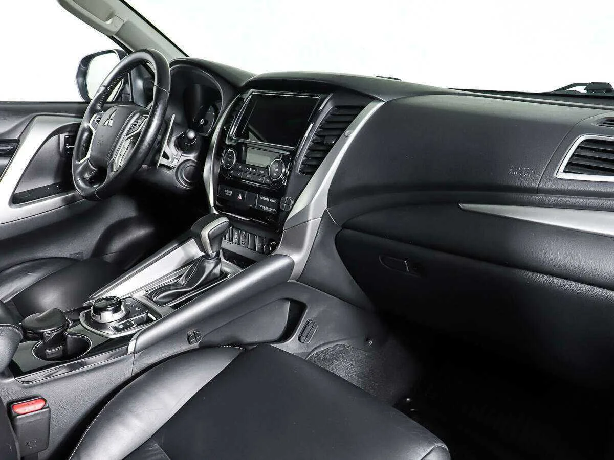 Mitsubishi Pajero Sport