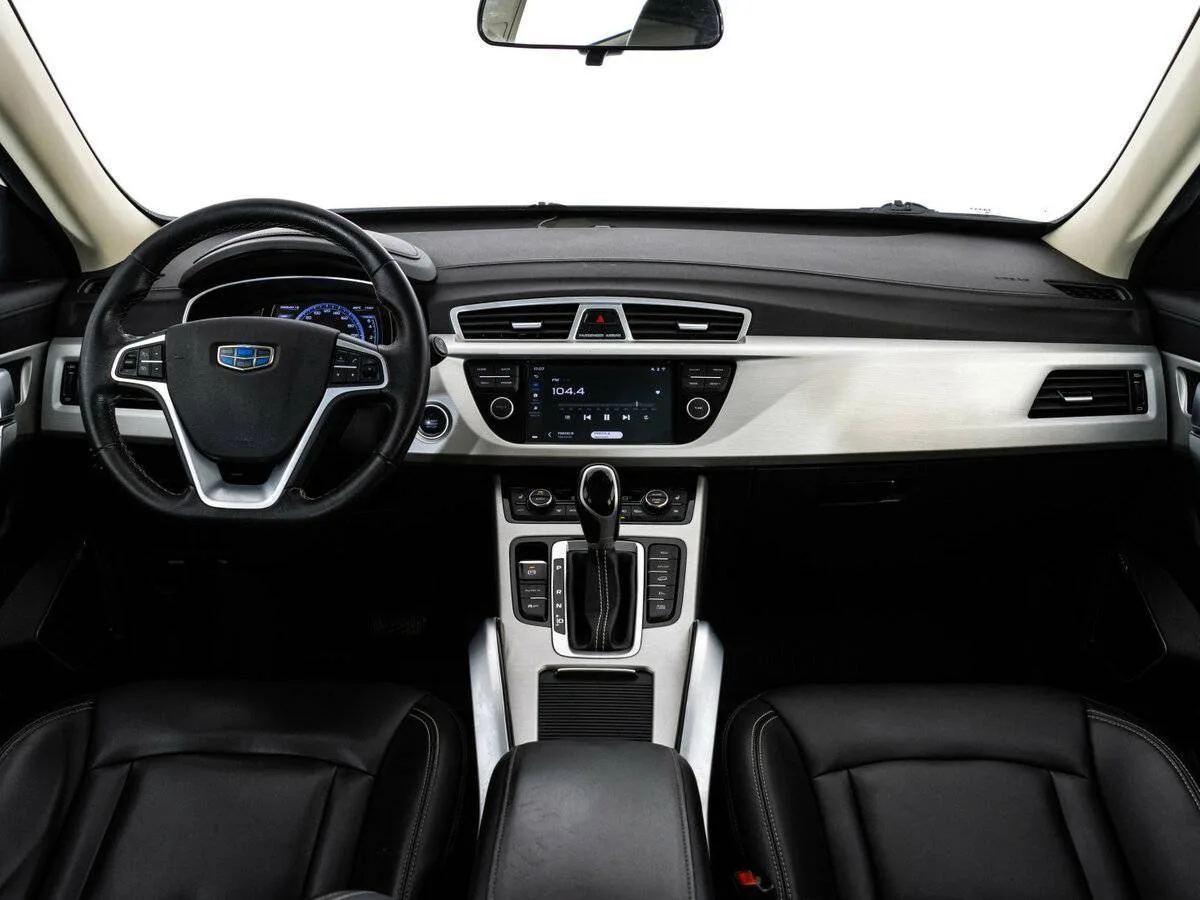 Geely Atlas