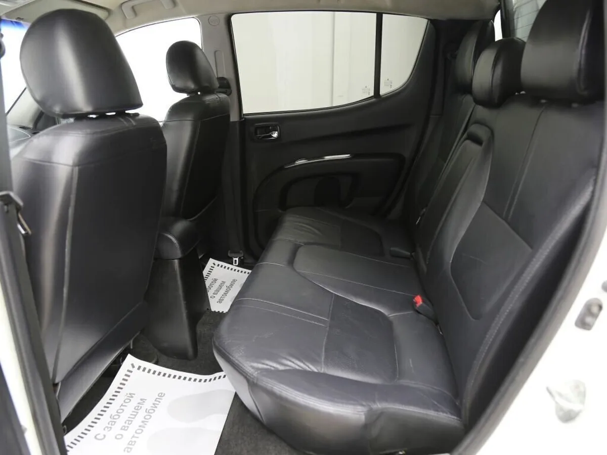 Mitsubishi L200