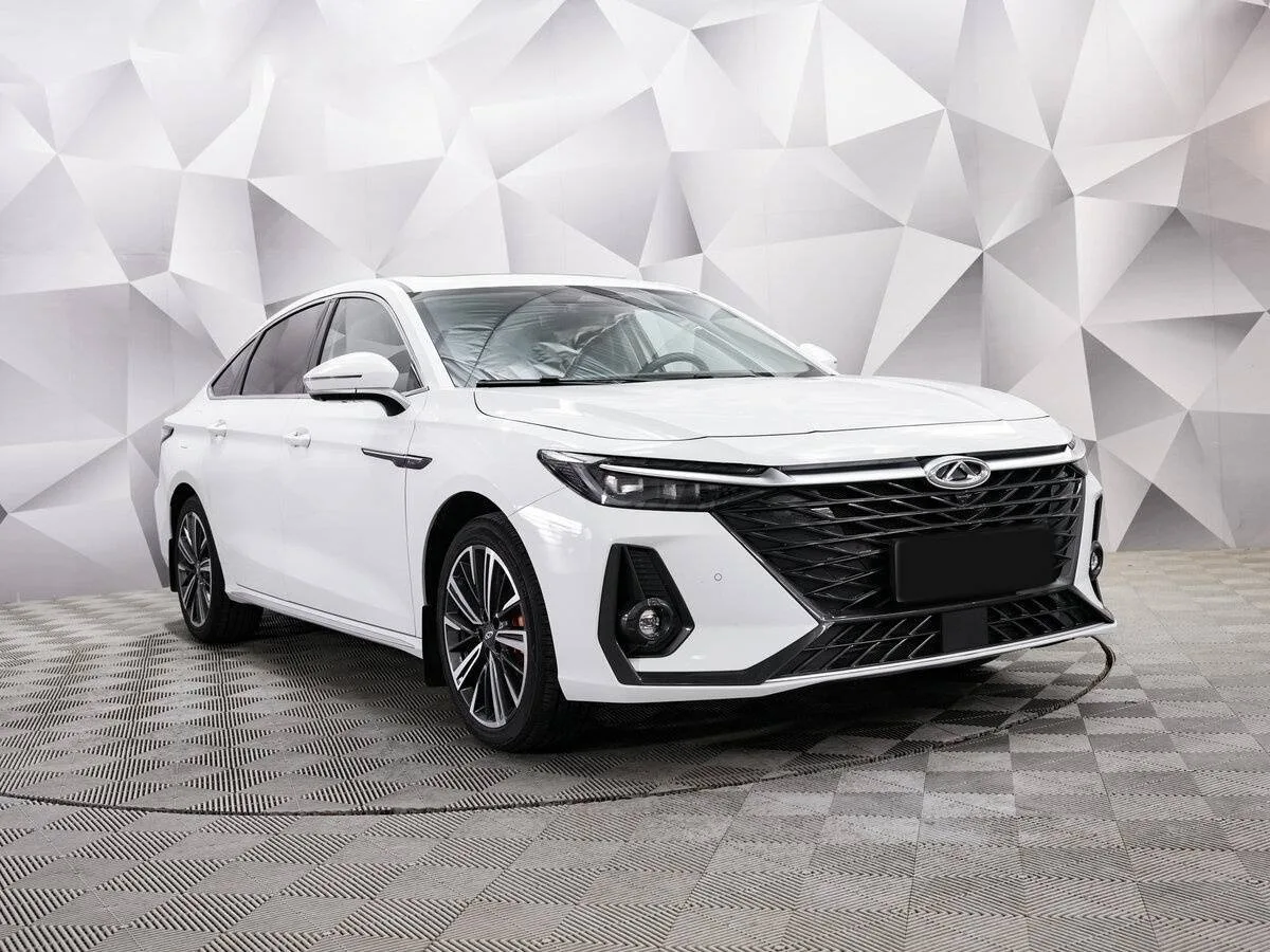 Chery Arrizo 8