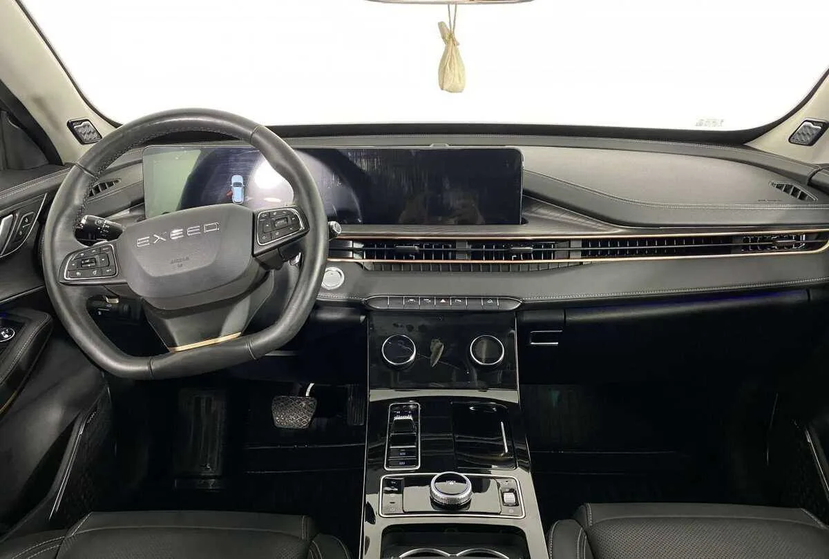 Exeed Lx