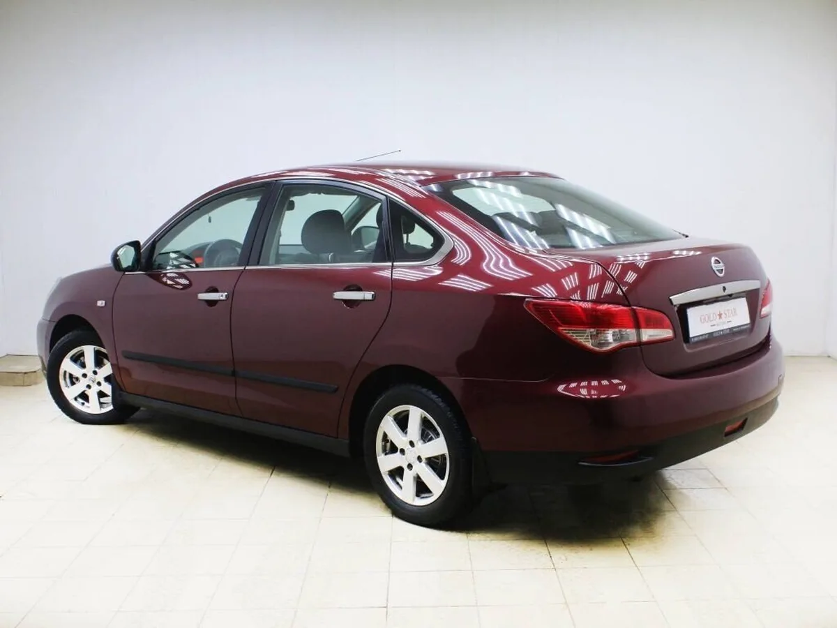 Nissan Almera