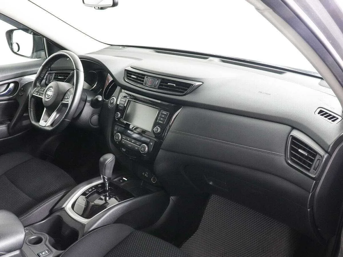 Nissan X Trail