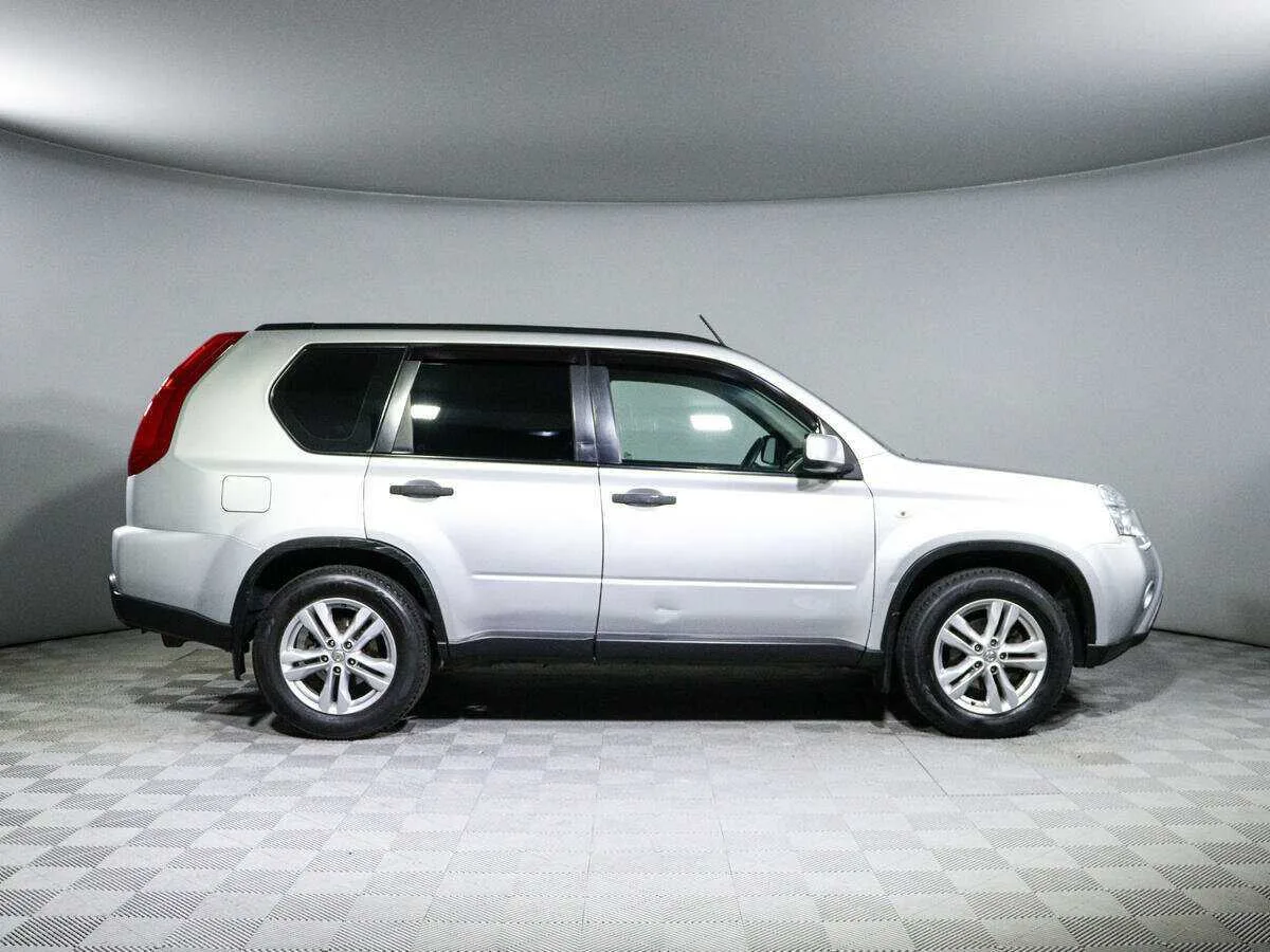 Nissan X Trail
