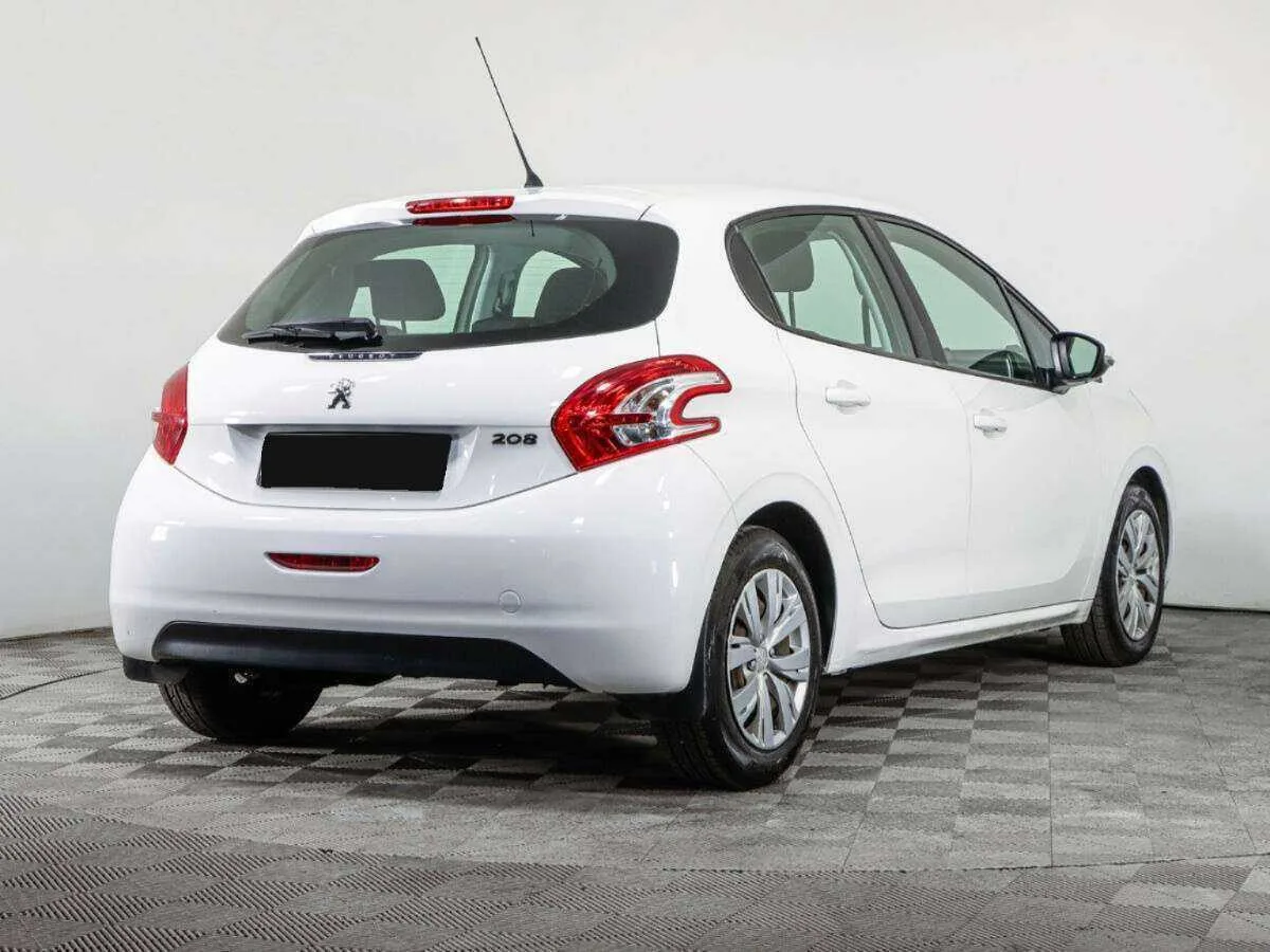 Peugeot 208