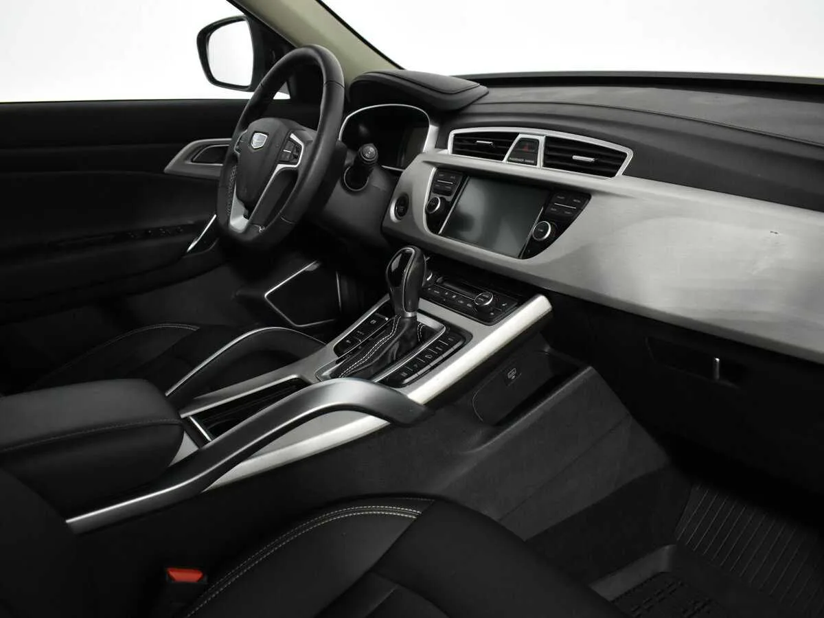Geely Atlas