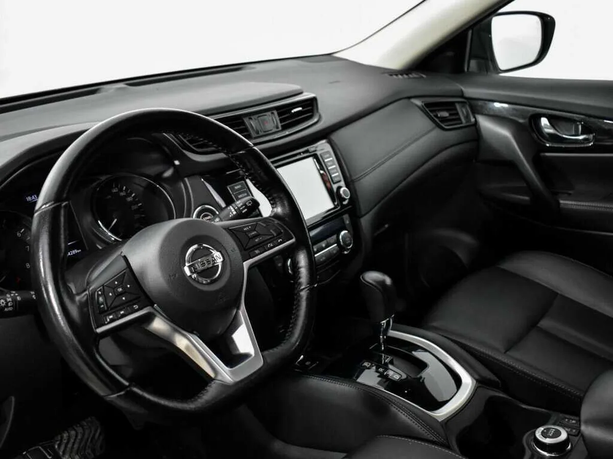 Nissan X Trail