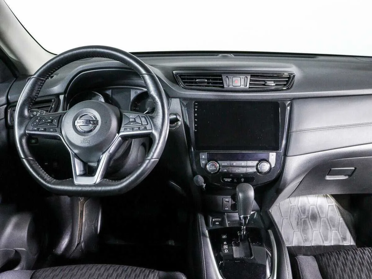 Nissan X Trail