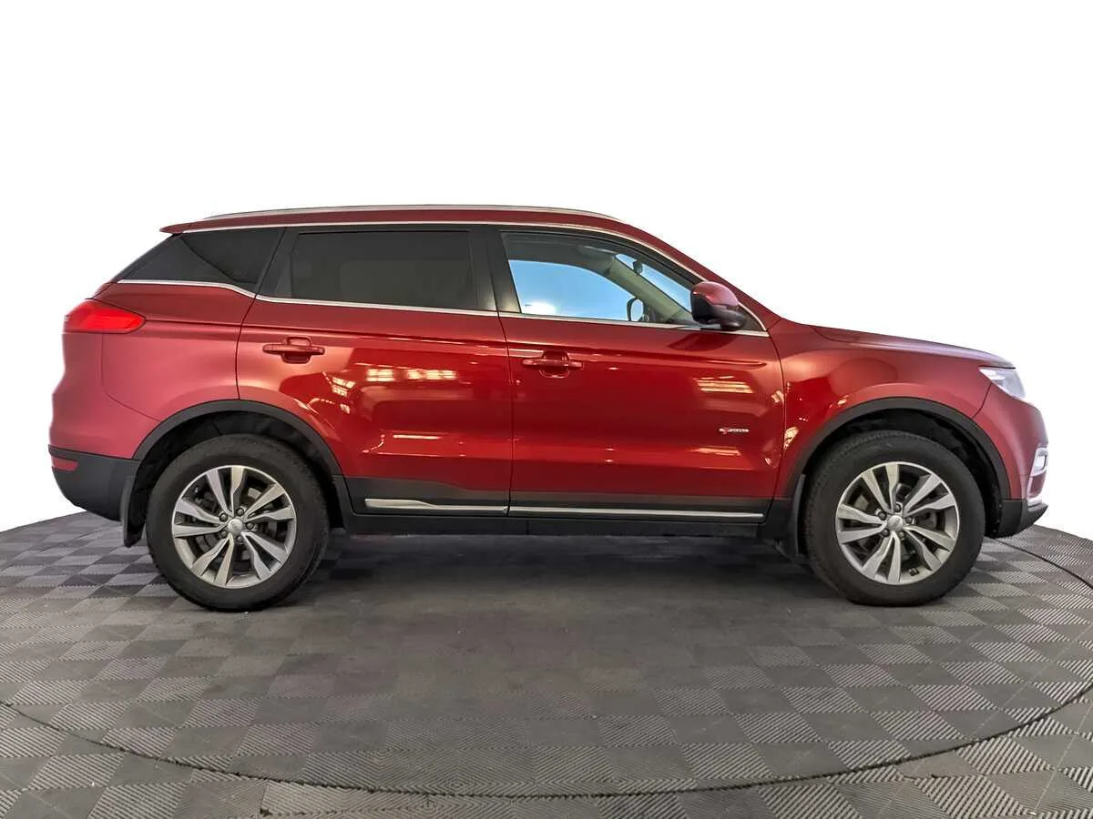 Geely Atlas