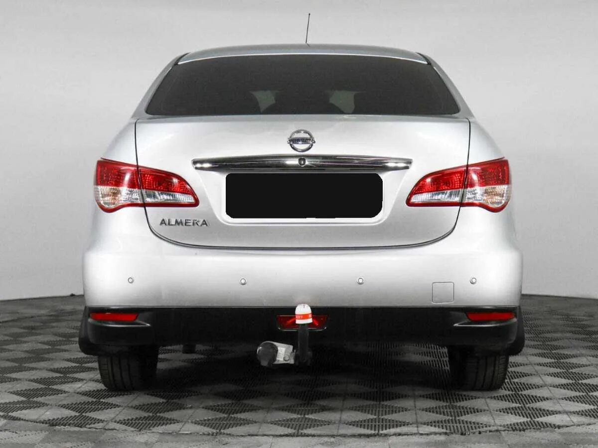 Nissan Almera