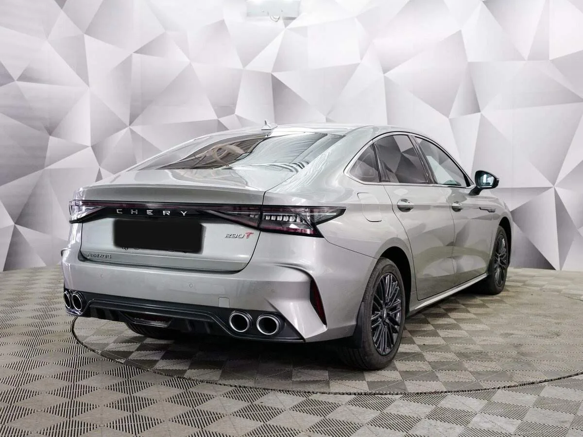 Chery Arrizo 8
