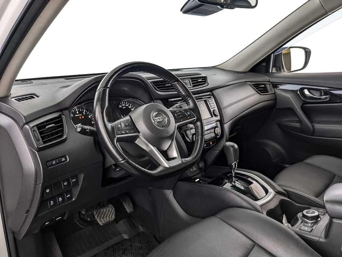 Nissan X Trail