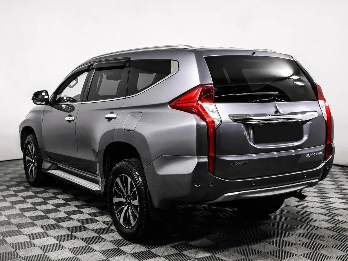 Mitsubishi Pajero Sport