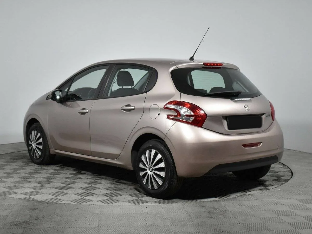 Peugeot 208