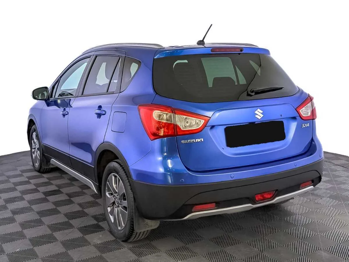 Suzuki SX4
