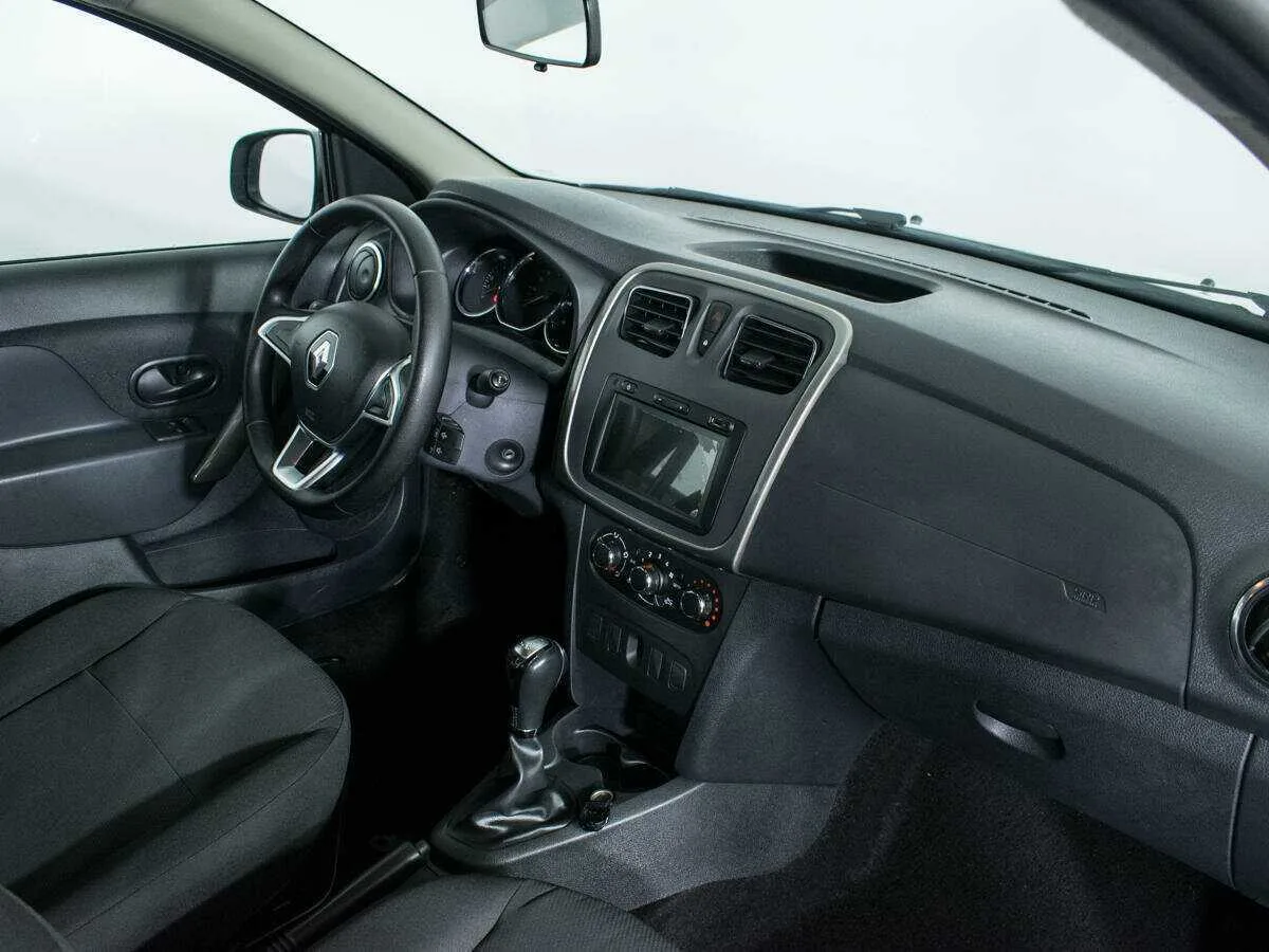 Renault Logan