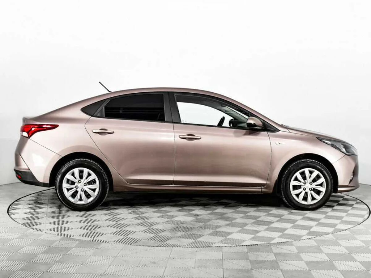 Hyundai Solaris