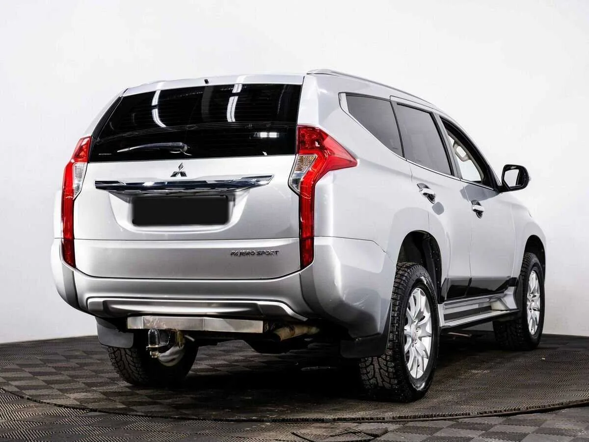 Mitsubishi Pajero Sport
