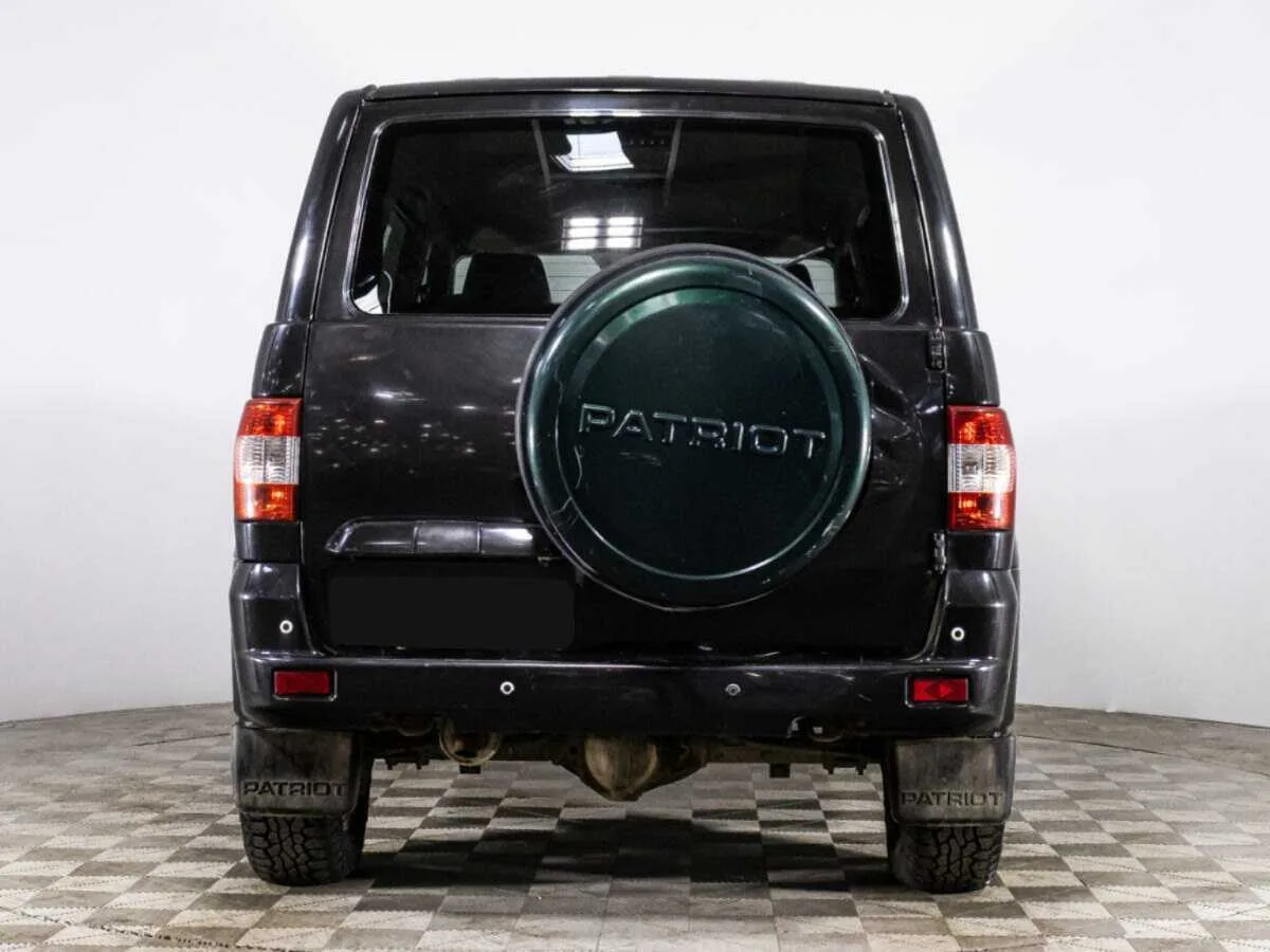 УАЗ Patriot