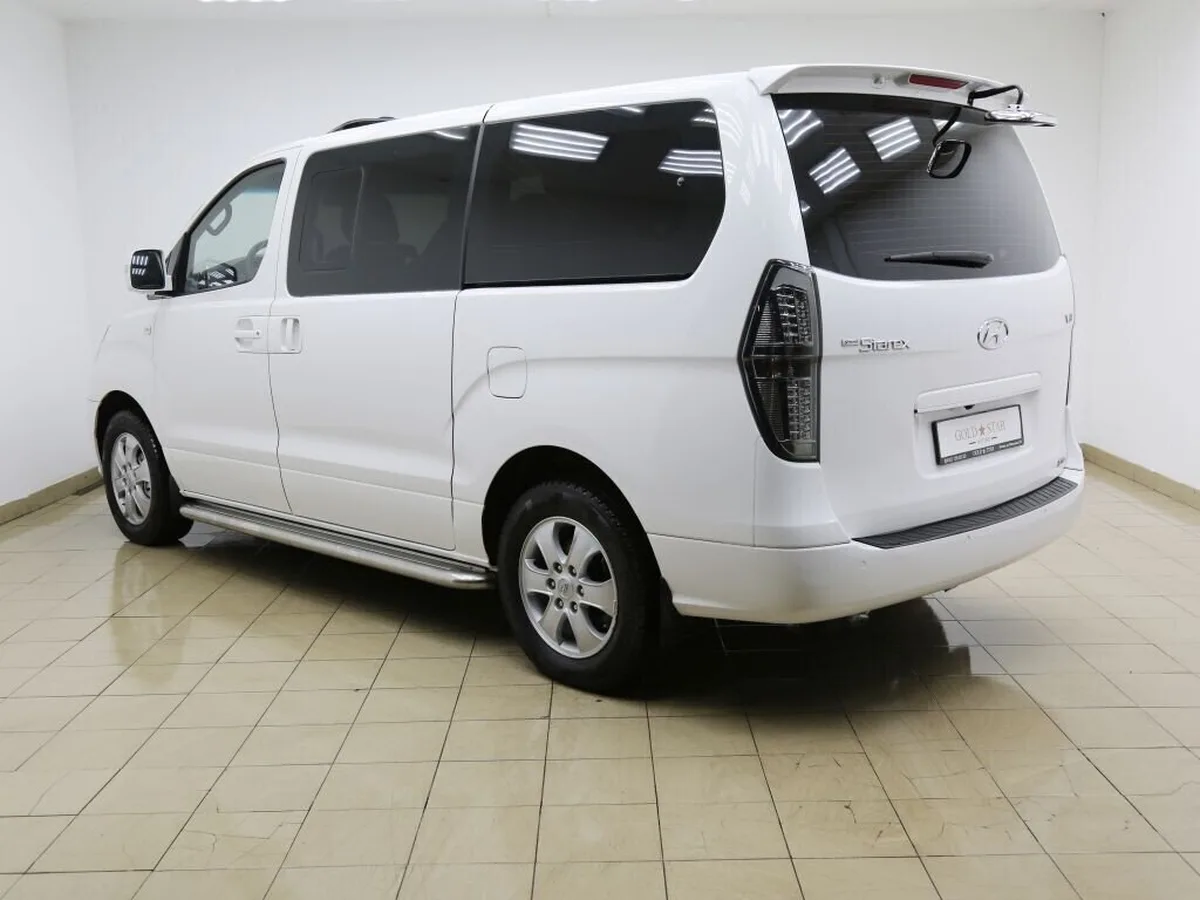 Hyundai Grand Starex